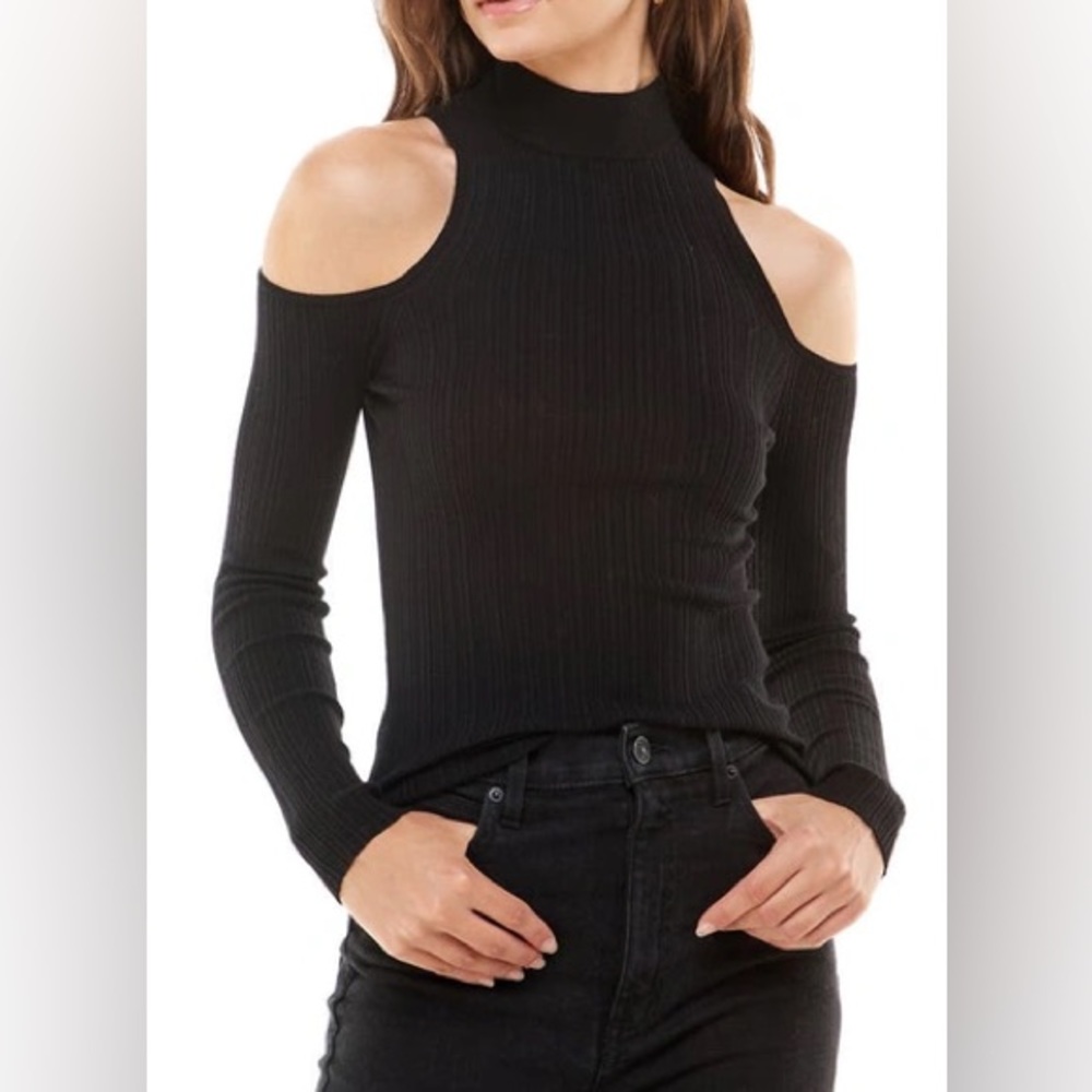 Wayf CYNTHIA MOCK NECK COLD SHOULDER TOP IN BLACK NWT